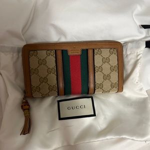 Gucci Wallet